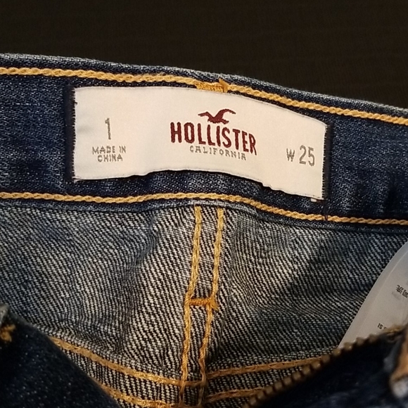 HOLLISTER High Waist Jean distressed Shorts 1/25 - Picture 5 of 7
